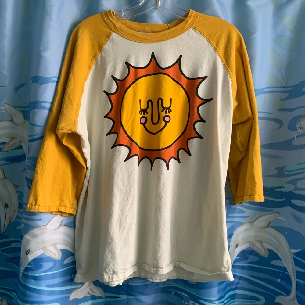 REPOSH! Big Bud Press Happy Sun Raglan sleeve